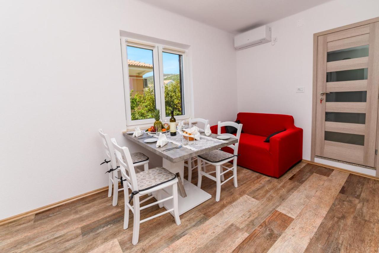 Apartman Paradiso Martinscica  Bagian luar foto